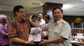 Menteri Pertahanan (Menhan) Prabowo Subianto menyambangi kantor CT Corp. (Dok. Tim Media Prabowo) 
