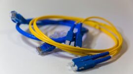 Kabel Fiber Optik. (Pixabay.com/PawinG)