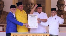 Ketua Umum Partai Gerindra Prabowo Subianto bersama Ketuam Umum Partai Golkar Airlangga Hartarto, Ketua Umum ZUlkifli Hasan dan Ketua Umum PKB Muhaimin Iskandar. (Facbook.com/@Prabowo Subianto)