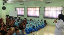 Yayasan Rehabilitasi Korban Narkoba (YR KOBRA) Sosialisasi Bahaya Narkoba di SMPN 1 Candi Sidoarjo, (16/02/24). (Doc.Ist)