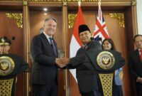 Menteri Pertahanan RI Prabowo Subianto menerima kunjungan Wakil Perdana Menteri yang sekaligus menjabat sebagai Menteri Pertahanan Australia, Richard Marles di kantor Kemhan RI,. (Dok. Tim Media Prabowo)

