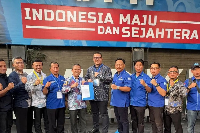 Didik Agus Triwiyono dan Gilang Dirga Maju Pilkada Bandung Barat 2024. (Instagram.com @gilangdirga)