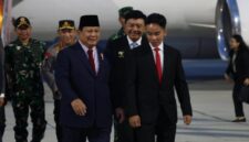 Presiden RI Prabowo Subianto tiba di Jakarta tepatnya di Bandara Halim Perdana Kusuma Jakarta pukul 05:30 WIB. (Dok. TIm Komunikasi Prabowo Subianto)