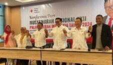 Agung Laksono mengaku dirinya tidak berambisi memimpin PMI, tetapi tentu tidak menolak saat ada pihak yang memintanya menjadi calon ketua umum (caketum) PMI Pusat. (Dok. Beritakota.com)