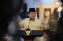 Presiden Prabowo Subianto menggelar rapat terbatas sekaligus makan siang bersama sejumlah jajaran Menteri Kabinet Merah Putih. (Facebook.com @Prabowo Subianto )