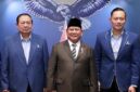 Presiden Prabowo Subianto bersama Susilo Bambang Yudhoyono (SBY) dan Agus Harimurti Yushoyono (AHY. (Facebook.com @Agus Yudhoyono)