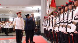 Presiden RI Prabowo Subianto bersama Presiden Tharman Shanmugaratnam di Parliament House Singapura. (Dok. Tim Komunikasi Prabowo Subianto)
