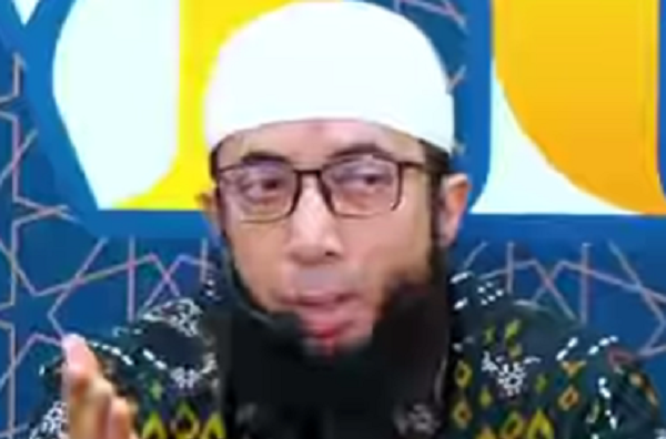 KPK periksa ustadz Khalid Basalamah terkait dugaan korupsi kuota haji khusus 2024 dan travel Uhud Tour miliknya. (Instagram.com @khalidbasalamahofficial)


