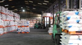 Industri pupuk salah satu sektor yang terdampak positif oleh deregulasi kebijakan impor pemerintah tahun 2025. (Dok. petrokimia-gresik.com)